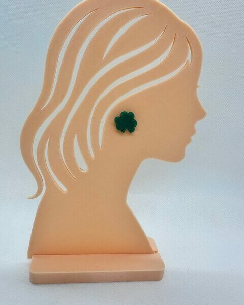 Boucles d’oreilles clous “Trèfle”